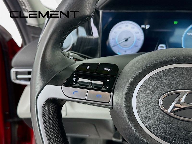 Hyundai Elantra Hybrid Vehicle Full-screen Gallery Image 14