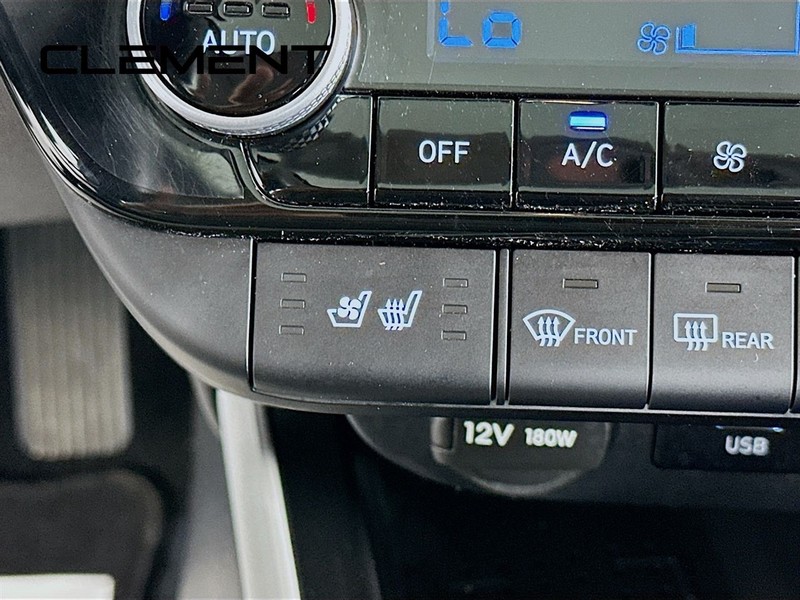 Hyundai Elantra Hybrid Vehicle Full-screen Gallery Image 22