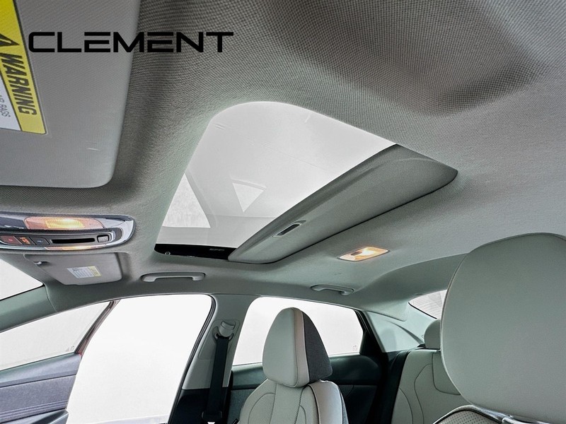 Hyundai Elantra Hybrid Vehicle Full-screen Gallery Image 24