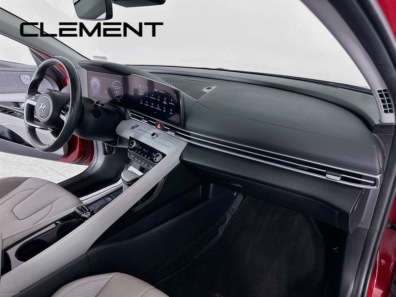 Hyundai Elantra Hybrid Vehicle Full-screen Gallery Image 34