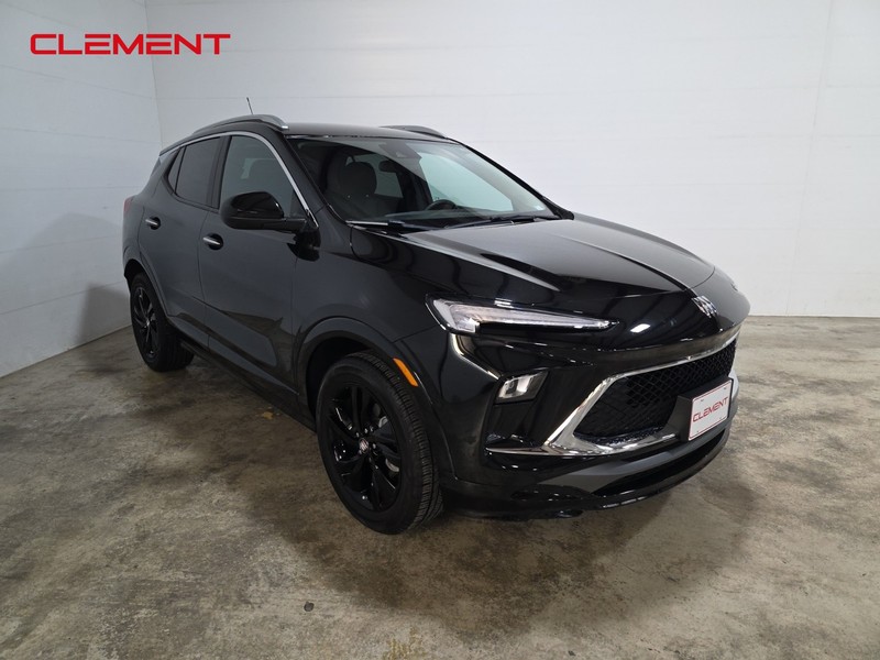 Buick Encore GX Vehicle Full-screen Gallery Image 3