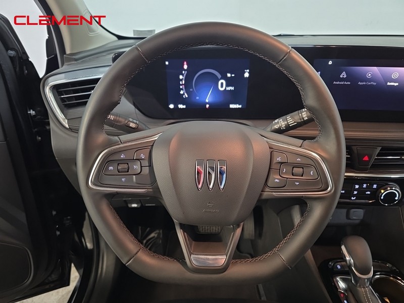 Buick Encore GX Vehicle Full-screen Gallery Image 12