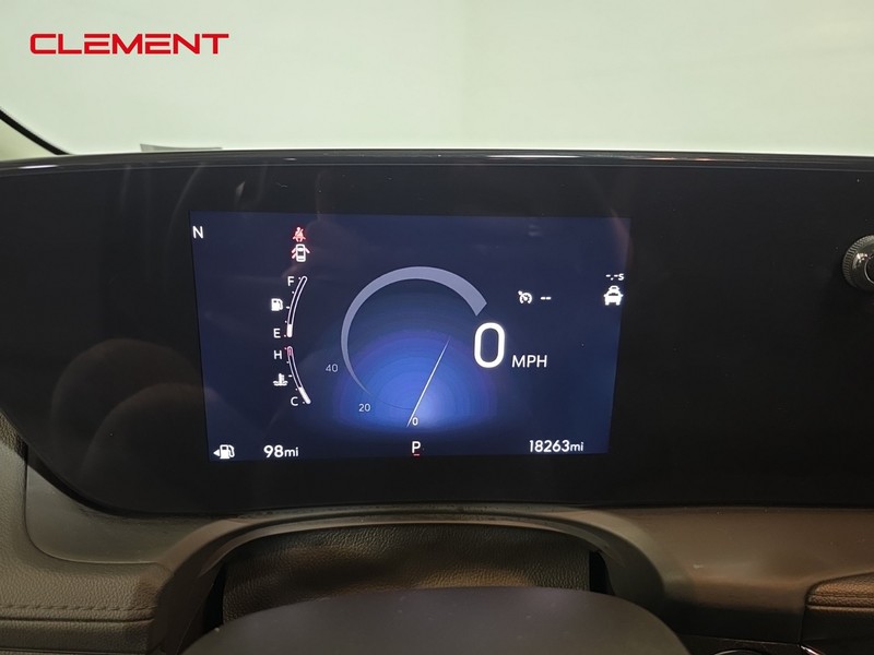 Buick Encore GX Vehicle Full-screen Gallery Image 16