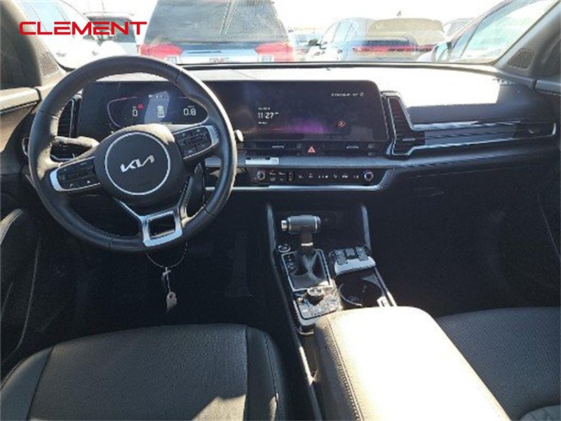 Kia Sportage Vehicle Full-screen Gallery Image 3