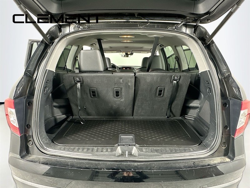 Honda Pilot Vehicle Full-screen Gallery Image 10