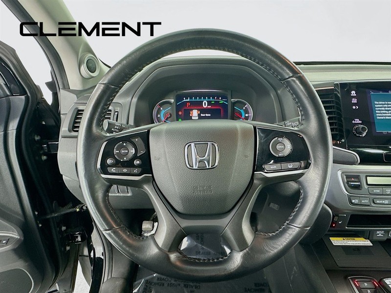 Honda Pilot Vehicle Full-screen Gallery Image 14