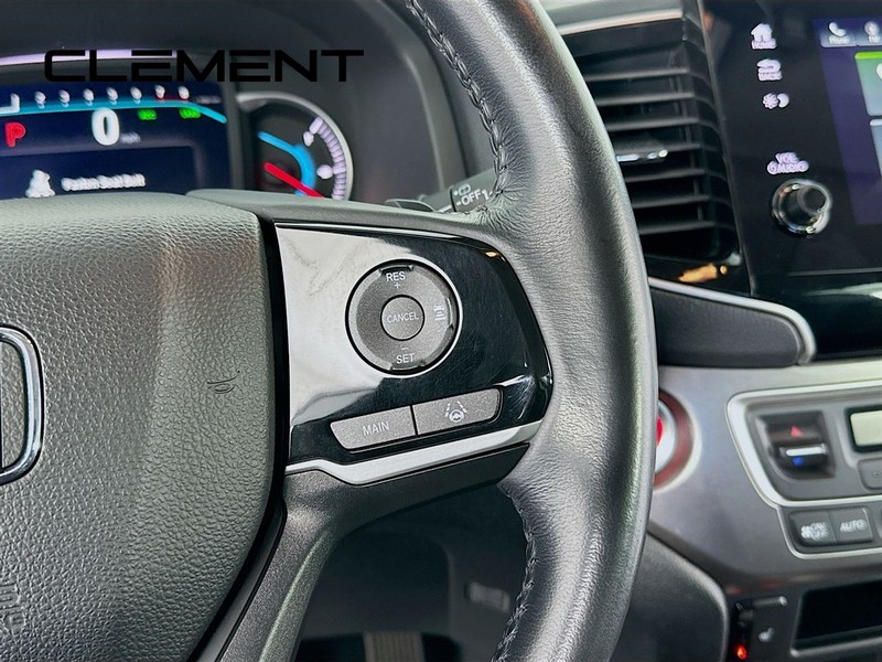 Honda Pilot Vehicle Full-screen Gallery Image 16