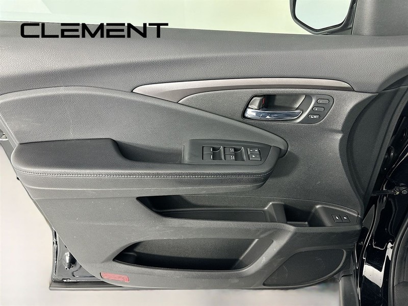 Honda Pilot Vehicle Full-screen Gallery Image 28