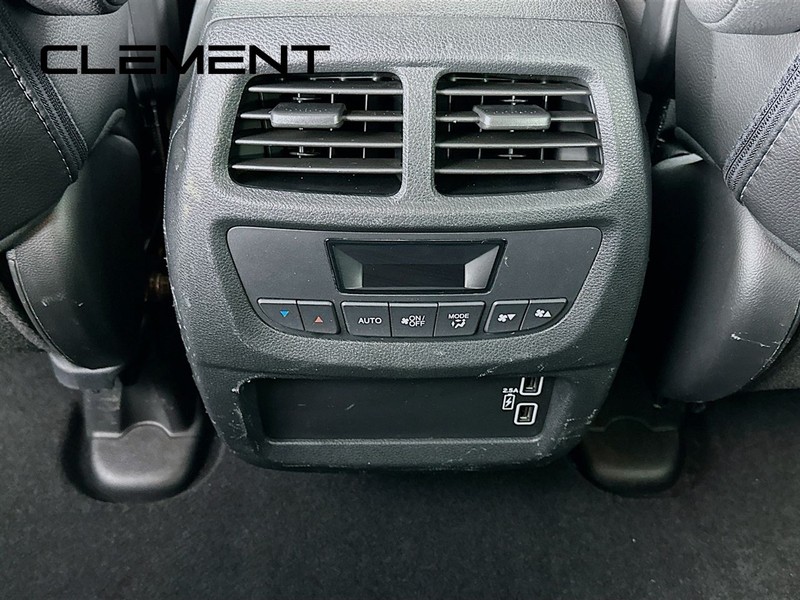 Honda Pilot Vehicle Full-screen Gallery Image 34