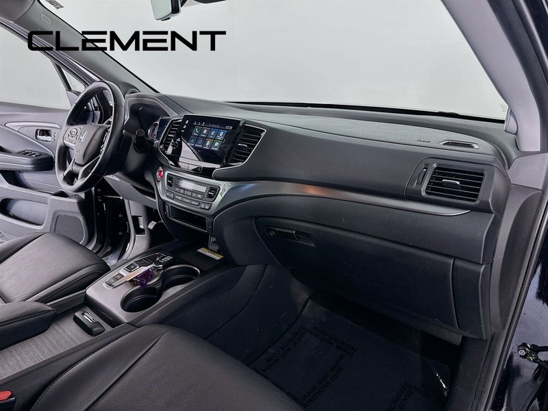 Honda Pilot Vehicle Full-screen Gallery Image 36