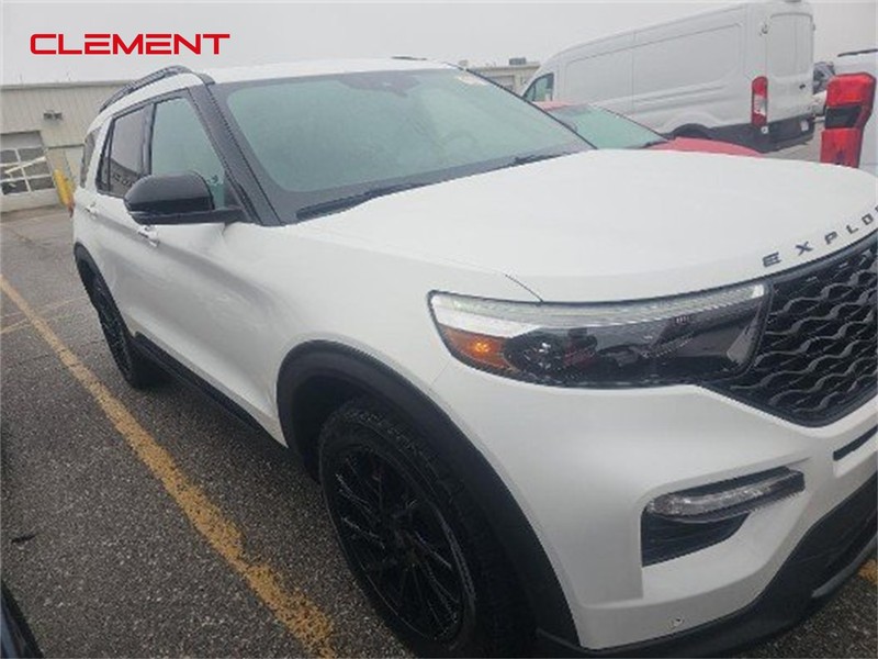 Ford Explorer Vehicle Image 02