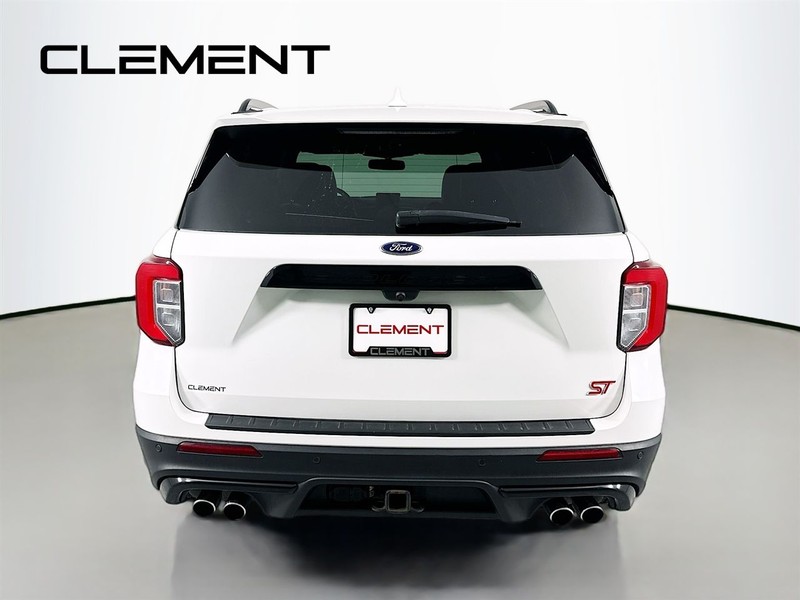 Ford Explorer Vehicle Image 07