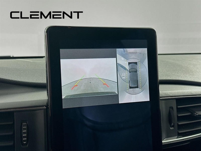 Ford Explorer Vehicle Image 20