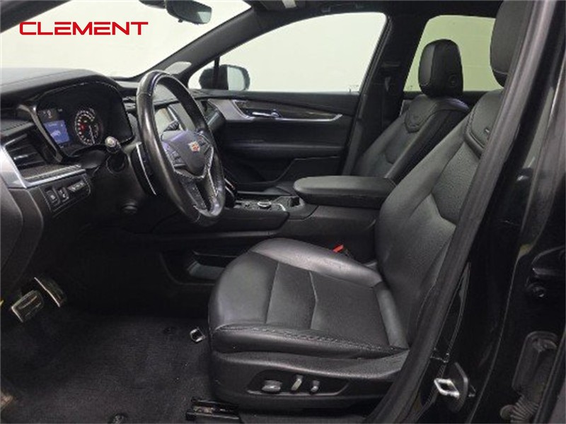 Cadillac XT5 Vehicle Image 03