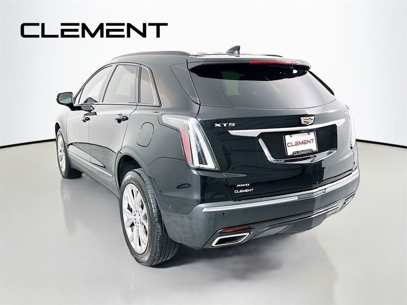 Cadillac XT5 Vehicle Image 08