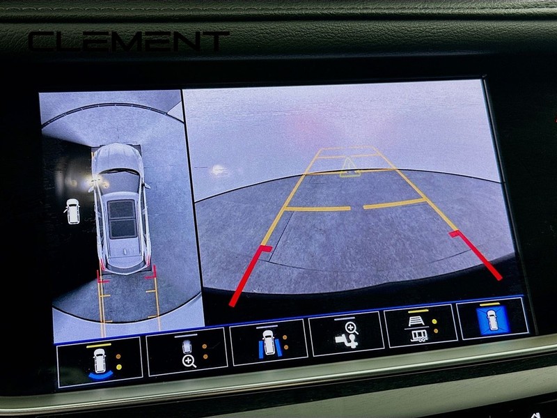 Cadillac XT5 Vehicle Image 20