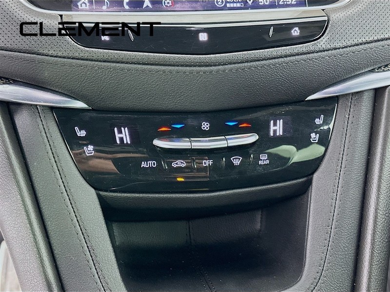 Cadillac XT5 Vehicle Image 22