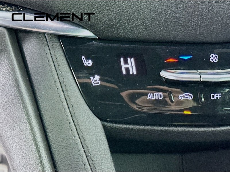 Cadillac XT5 Vehicle Image 23