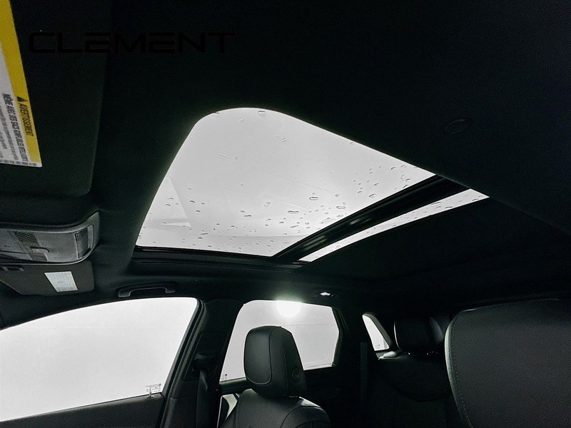 Cadillac XT5 Vehicle Image 26