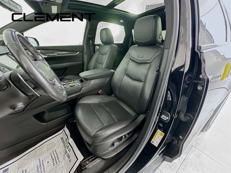 Cadillac XT5 Vehicle Image 31