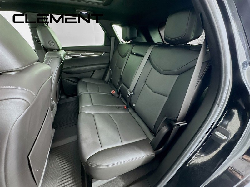 Cadillac XT5 Vehicle Image 33