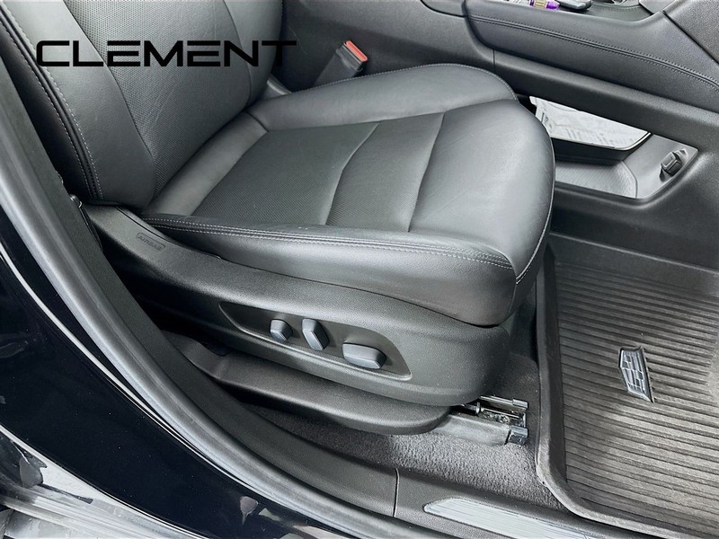 Cadillac XT5 Vehicle Image 34