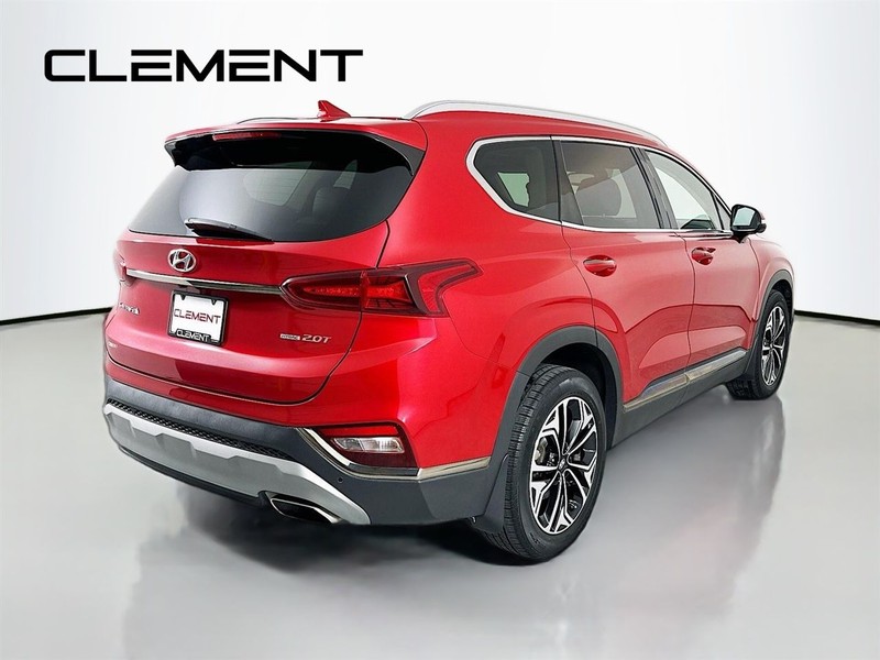 Hyundai Santa Fe Vehicle Full-screen Gallery Image 6