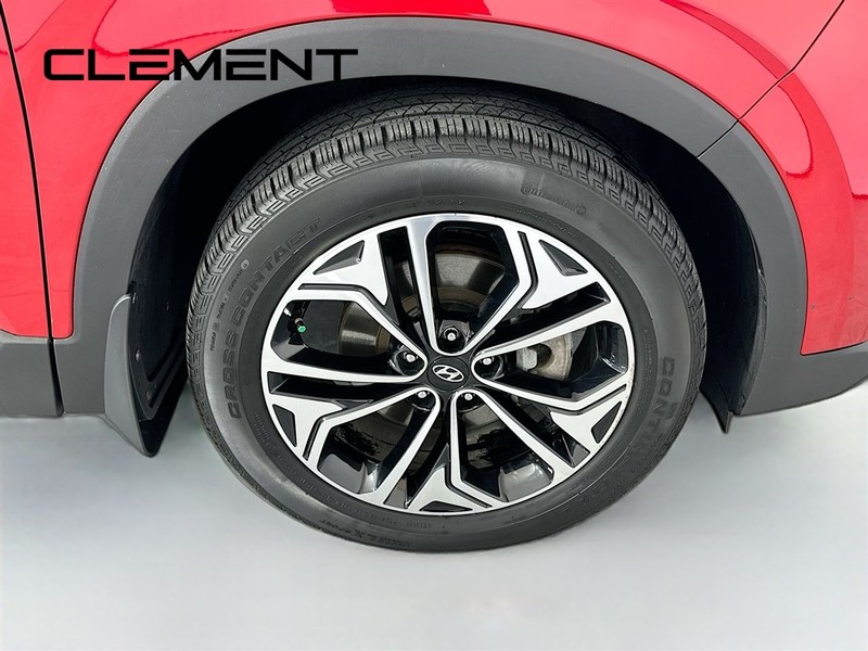 Hyundai Santa Fe Vehicle Full-screen Gallery Image 37