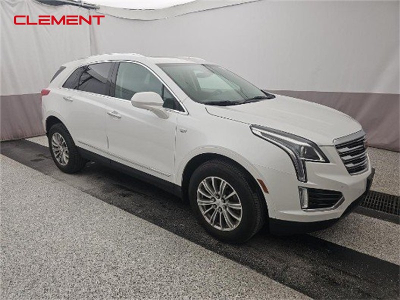 Cadillac XT5 Vehicle Image 02