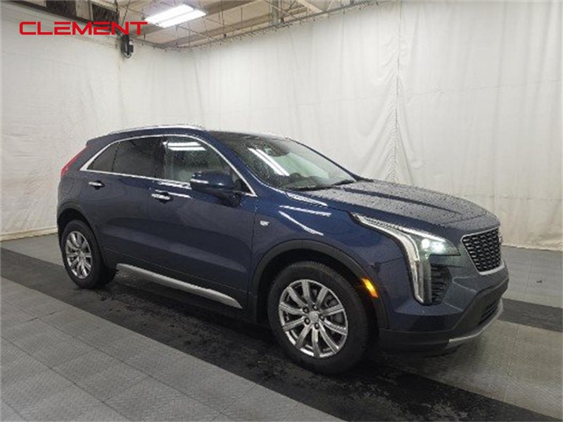 Cadillac XT4 Vehicle Image 02