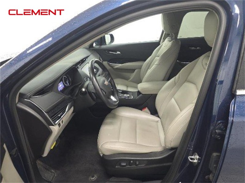 Cadillac XT4 Vehicle Image 03