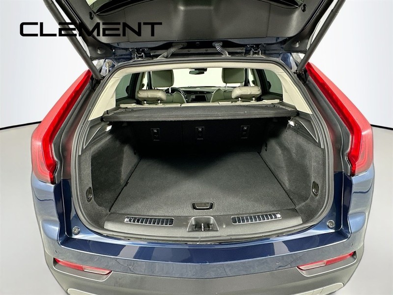 Cadillac XT4 Vehicle Image 10