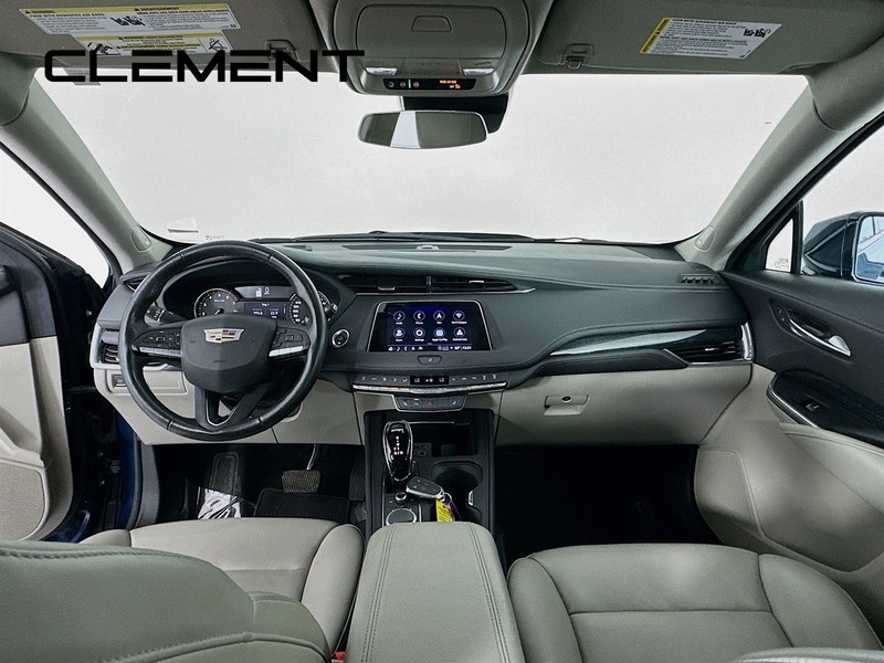 Cadillac XT4 Vehicle Image 11