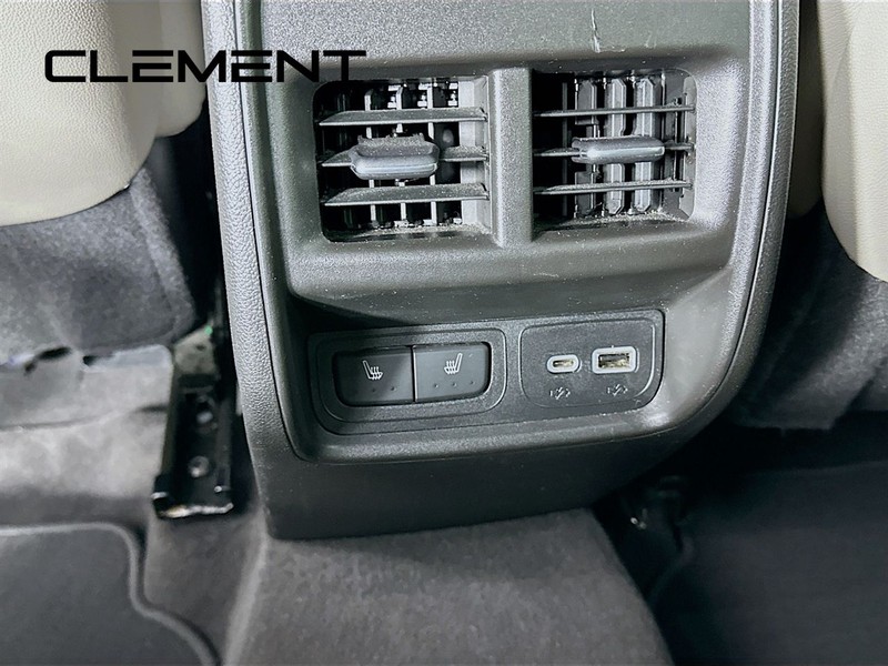 Cadillac XT4 Vehicle Image 33