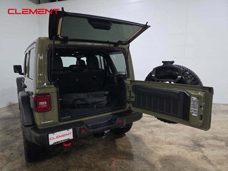 Jeep Wrangler Vehicle Full-screen Gallery Image 9