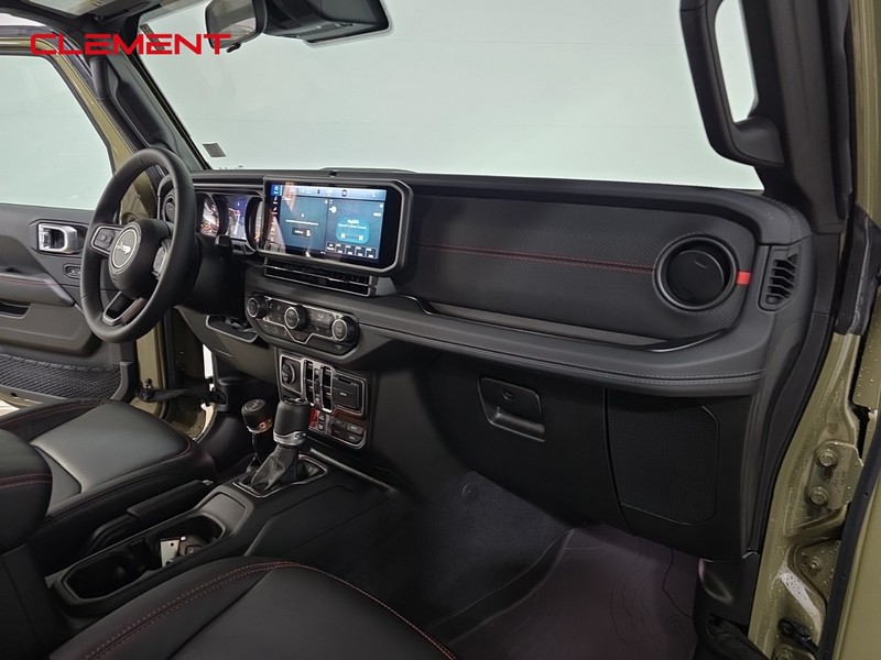 Jeep Wrangler Vehicle Full-screen Gallery Image 30