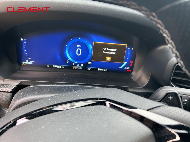 Ford Explorer Vehicle Image 05