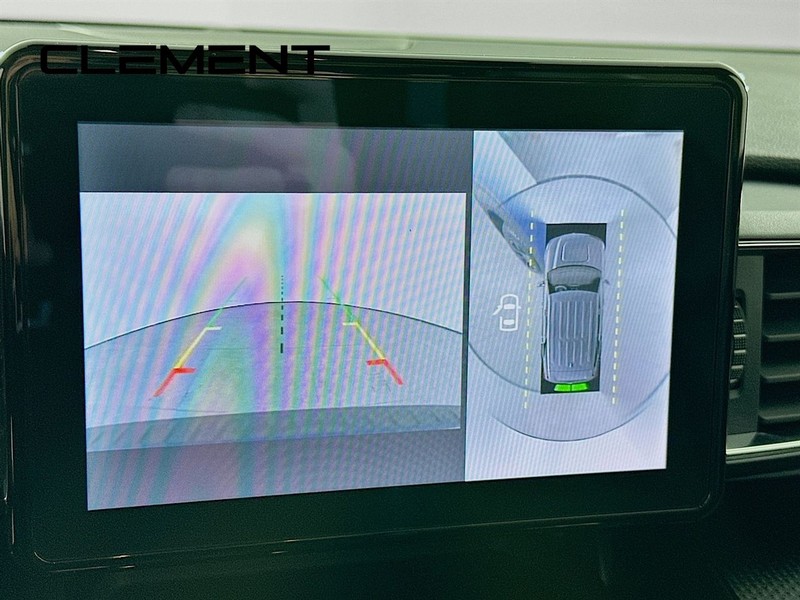 Ford Explorer Vehicle Image 20