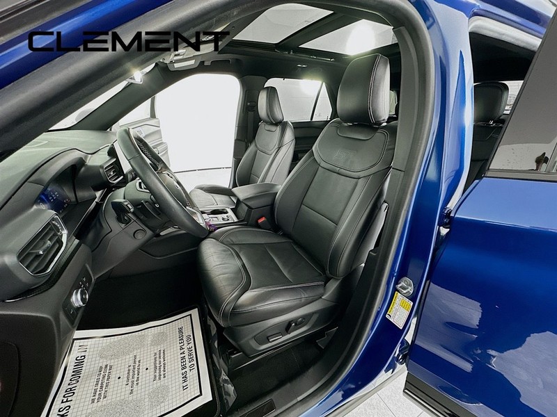 Ford Explorer Vehicle Image 31