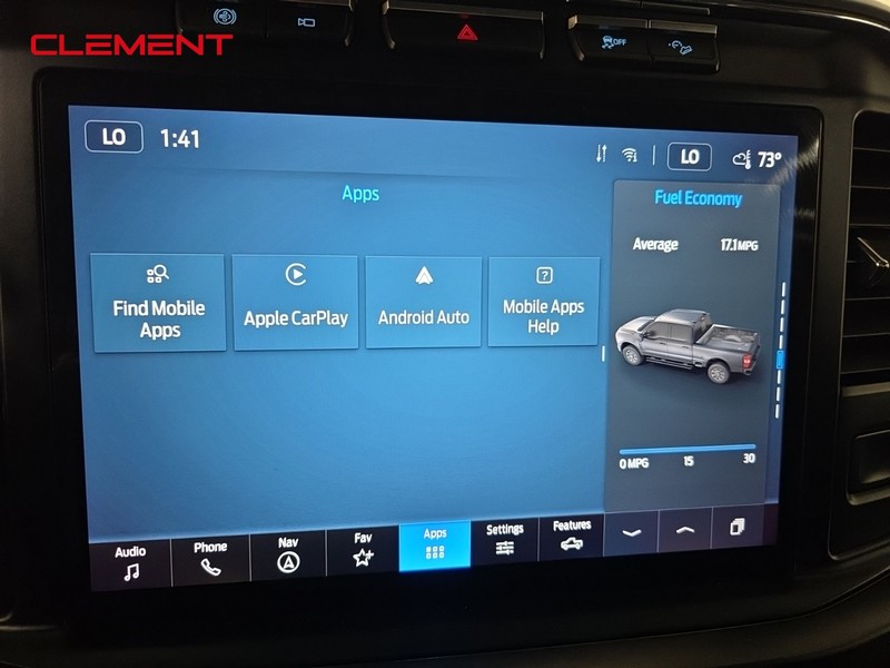 Ford Super Duty F-250 SRW Vehicle Full-screen Gallery Image 18