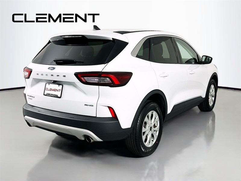 Ford Escape Vehicle Image 06