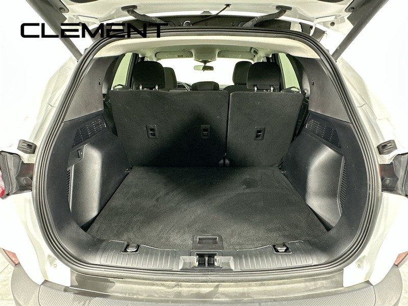 Ford Escape Vehicle Image 10