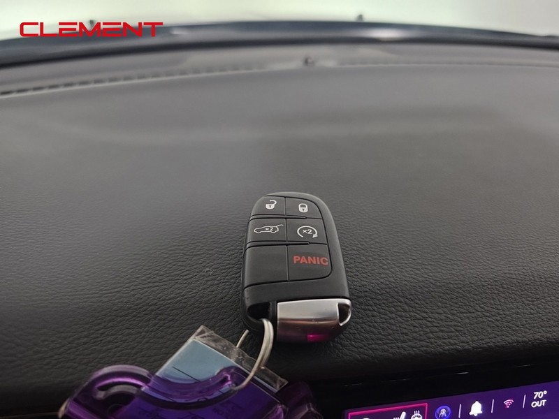 Dodge Durango Vehicle Image 18