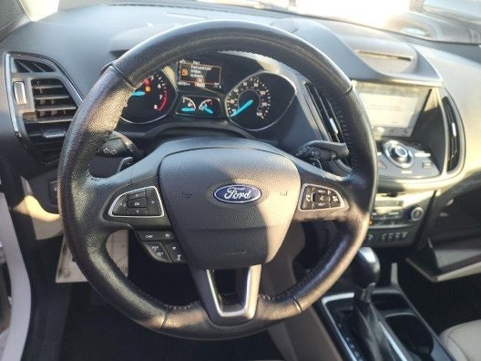 Ford Escape Vehicle Image 03