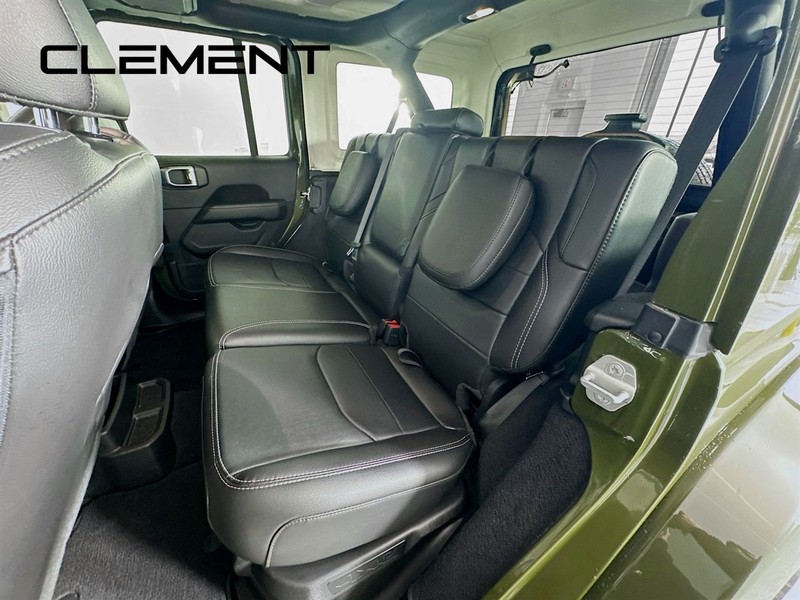 Jeep Wrangler 4xe Vehicle Full-screen Gallery Image 31