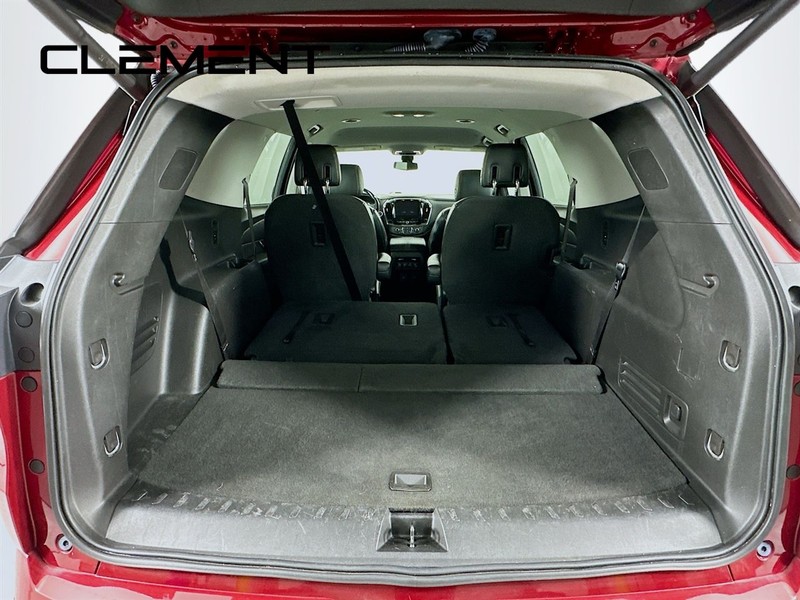 Chevrolet Traverse Vehicle Full-screen Gallery Image 11