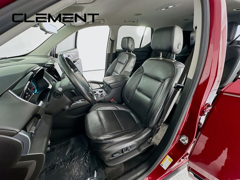 Chevrolet Traverse Vehicle Full-screen Gallery Image 29