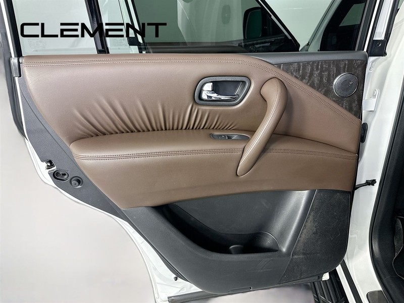 Nissan Armada Vehicle Image 31