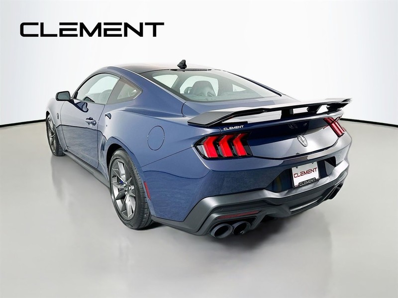 Ford Mustang Vehicle Image 08