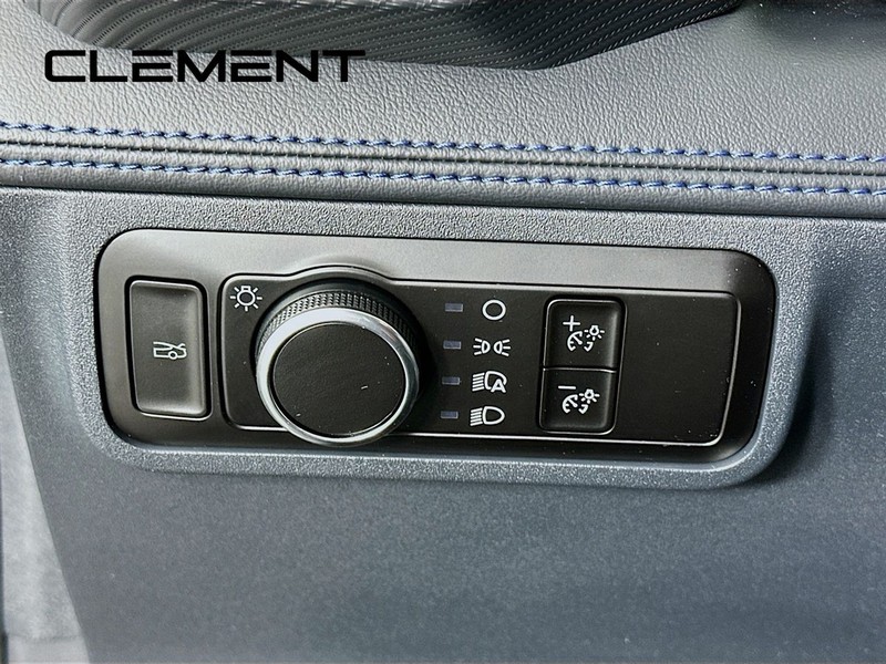 Ford Mustang Vehicle Image 14